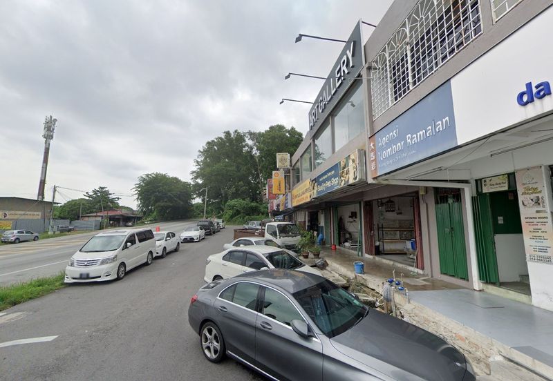 [Facing Mainroad] 2 Storey Shop 1st Floor For Rent, Jalan Desa Semenyih, Taman Desa Semenyih, 43500 Semenyih, Selangor