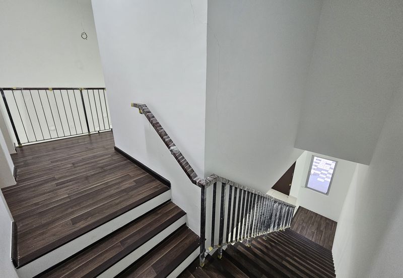 Hazelton @ Eco Forest 3