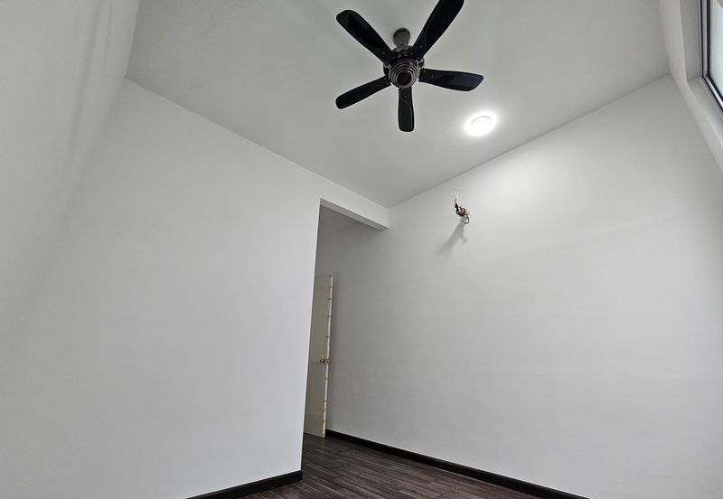 Hazelton @ Eco Forest 3