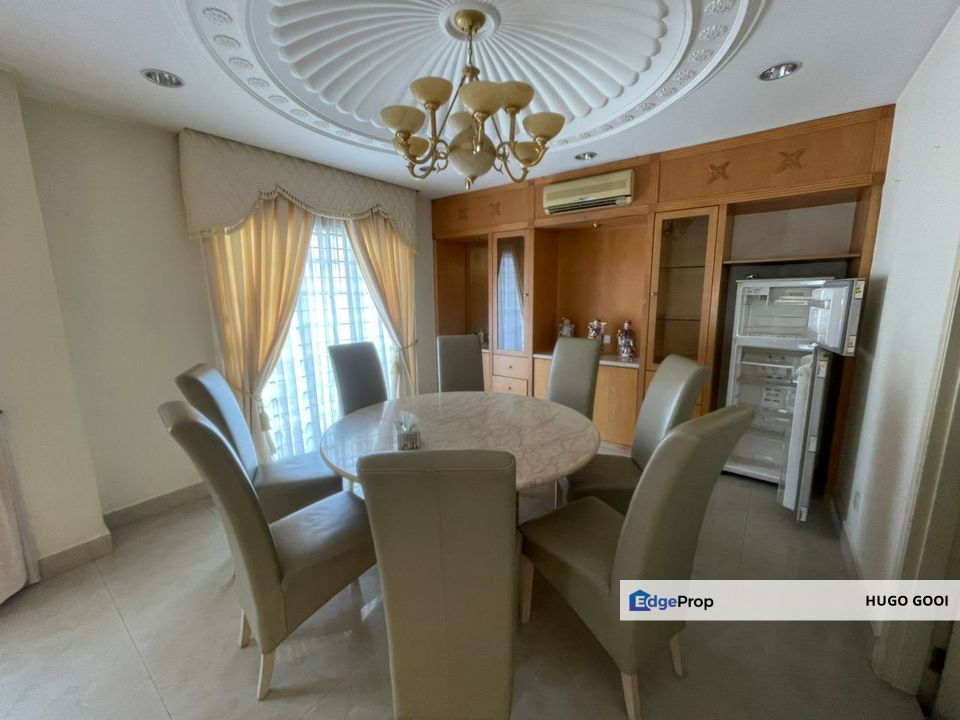 Spacious Bungalow with Private Landscaped Garden, Fully Renovated, Come with Private Patio, Kuala Lumpur, Setapak