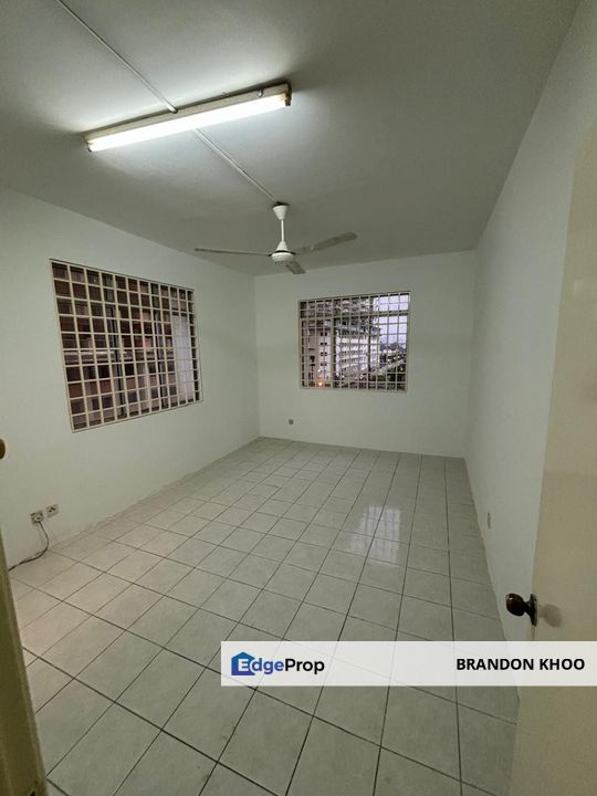 Platinum Hill PV 3 1272sf freehold non bumi walking distance to lrt station 4 rooms 2bthrooms 2 car parks Limited near Pv5 pv6 pv8 pv9 , Kuala Lumpur, Setapak