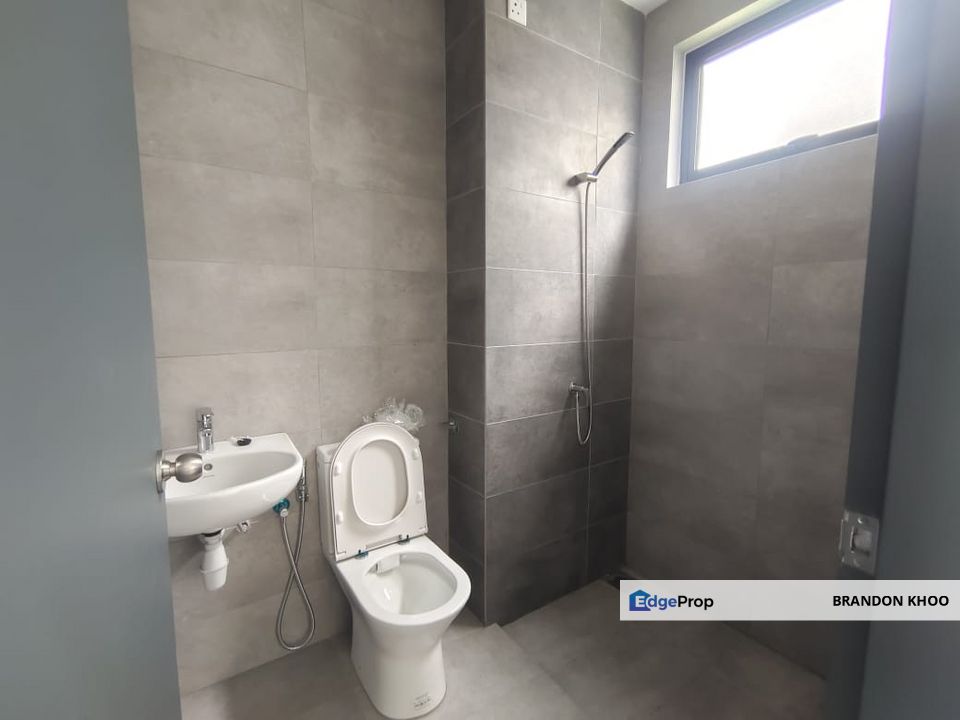 Sierra Hijauan Double storey 22x75 4 rooms 4 bathrooms BUMI LOT swimming pool facilities Gated & Guarded near Wangsa Maju Melawati Ukay perdana, Selangor, Ampang