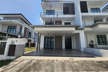 Verge 32 @ Puncak Melawati