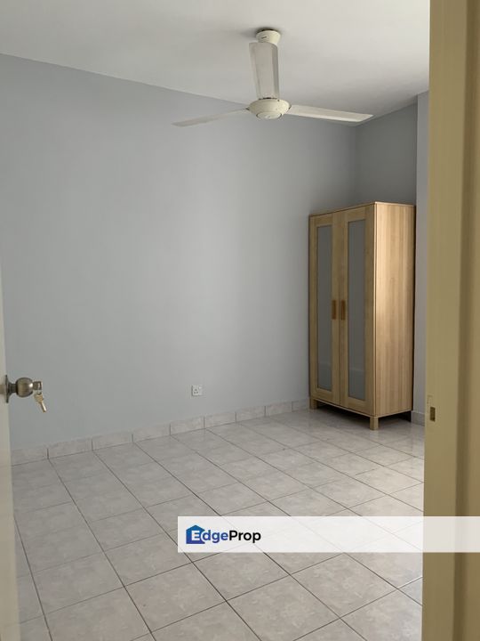 Mentari Condo , Nice location, Hot area ,Big Unit , Kuala Lumpur, Cheras