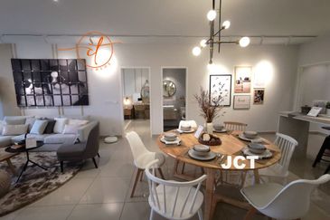 Duduk Huni @ Eco Ardence