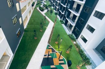 Duduk Huni @ Eco Ardence