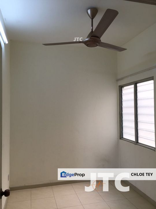 Rumah Cantik! Baiduri Court Blk B For Rent, Selangor, Puchong