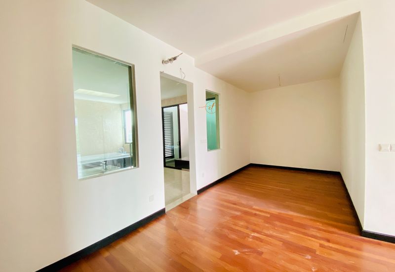 Duta Villa, Setia Alam