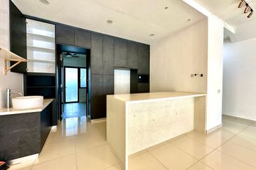 Duta Villa, Setia Alam