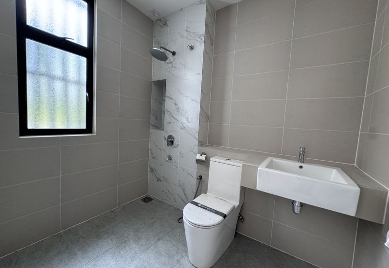 2 storey,corner,brand new,modern outlook