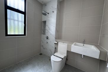 2 storey,corner,brand new,modern outlook