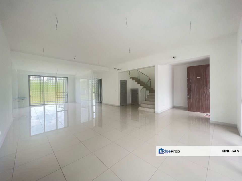 SUPER NICE VIEW UNIT FOR SALE @ BLOSSOM SPRING JADE HILLS., Selangor, Kajang