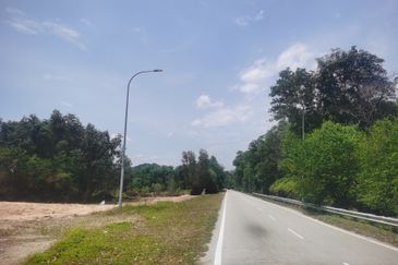 Sepang Bandar Baru Salak Tinggi  - Commercial Empty Land to Let - Sepang