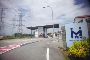 PD - Prima Residensi Port Dickson - Teres 2 - 4bilik 3tandas Port Dickson Lukut