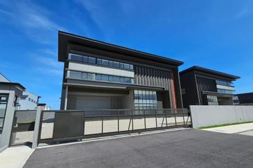 Elmina Business Park