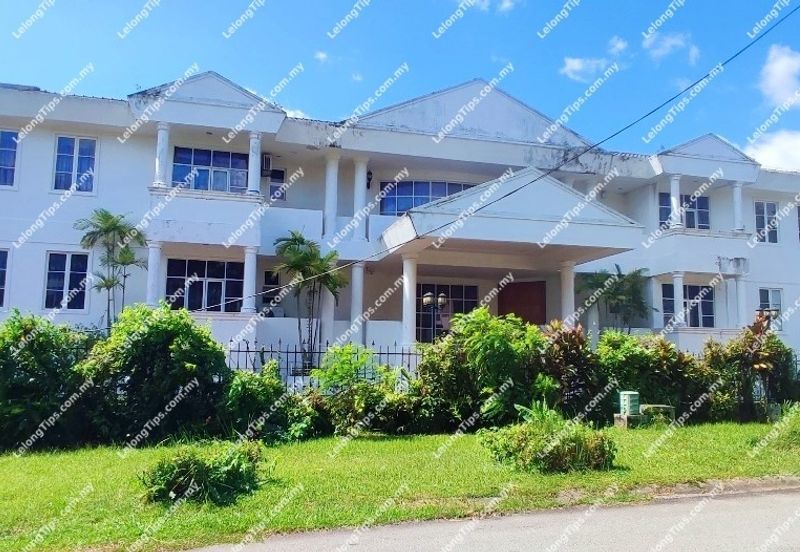 Impian Golf & Country Club