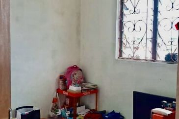 Flat Taman Ungku Tun Aminah