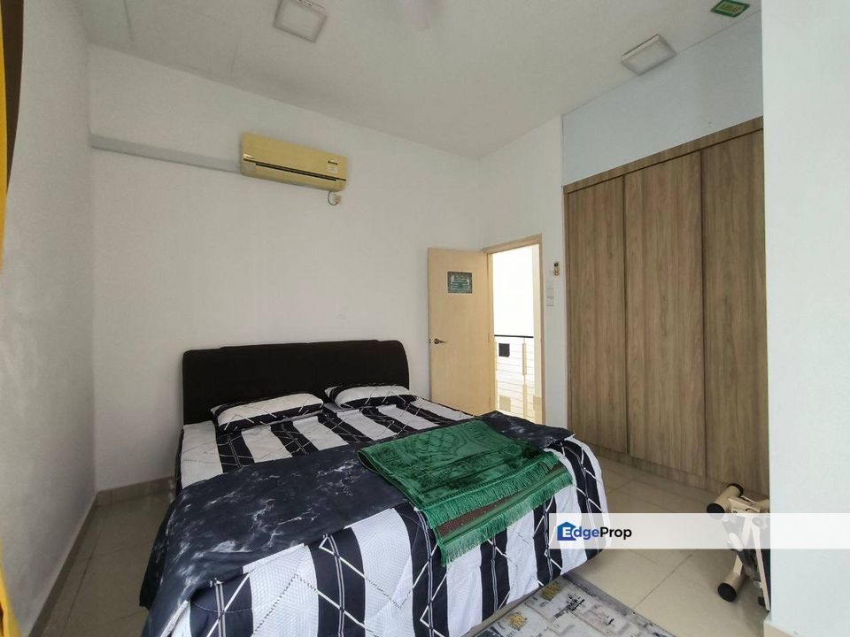 PERJIRANAN 12, BANDAR DATO ONN (NON BUMI LOT), Johor, Johor Bahru