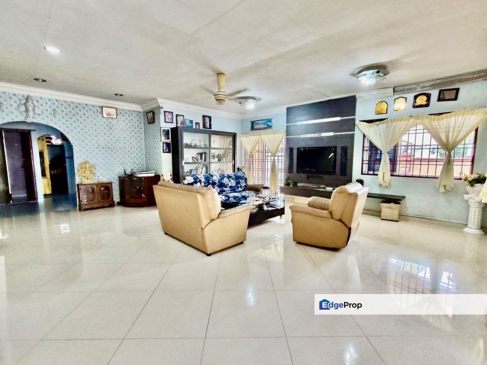 TAMAN SRI PUTRI, KULAI (CORNER LOT), Johor, Kulai