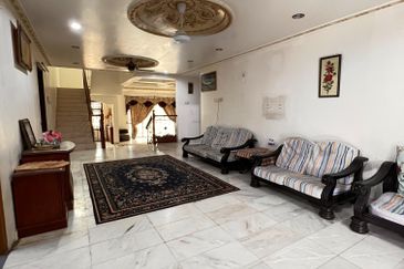 BUNGALOW SEGAMAT KG BERATA