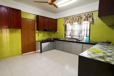 BUNGALOW SEGAMAT KG BERATA