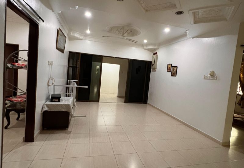 BUNGALOW SEGAMAT KG BERATA