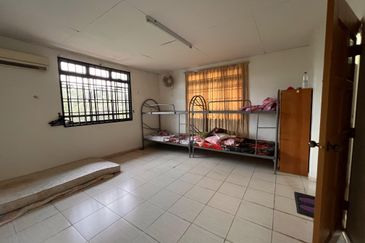BUNGALOW SEGAMAT KG BERATA
