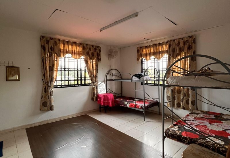 BUNGALOW SEGAMAT KG BERATA