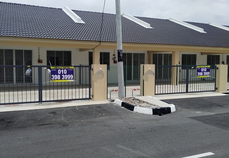 Rumah sewa Acasia, Serai Residensi, Padang Serai. Rumah tengah