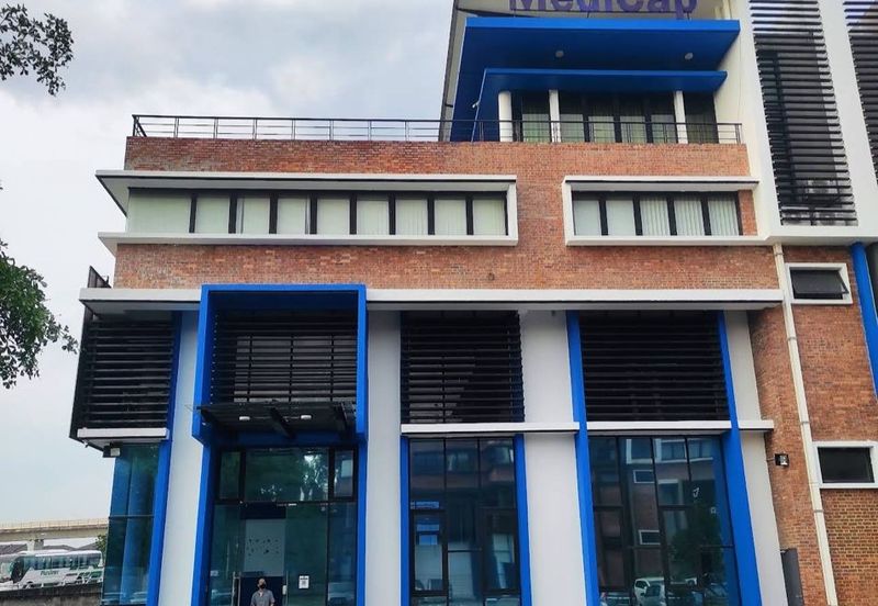 i32 Puchong Industrial Park