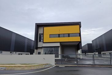 Gateway 16, Bandar Bukit Raja