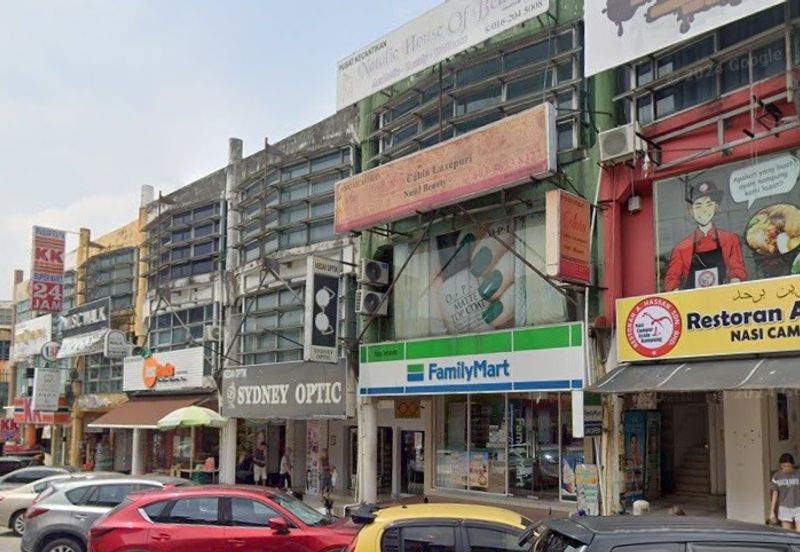 Taipan Business Centre, USJ 10