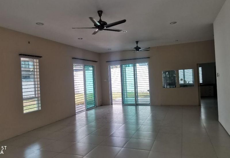 2 STORY LINK BUNGALOW FIR SALE @ BANDAR MERU RAYA IPOH