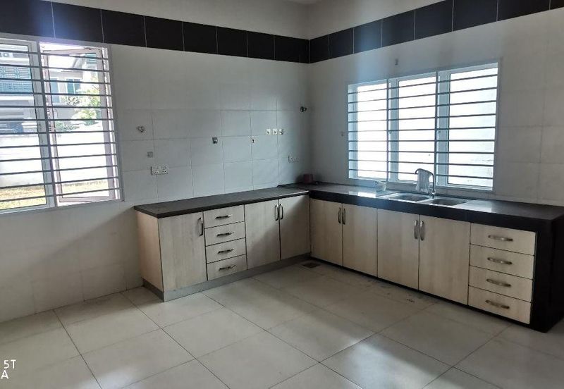 2 STORY LINK BUNGALOW FIR SALE @ BANDAR MERU RAYA IPOH