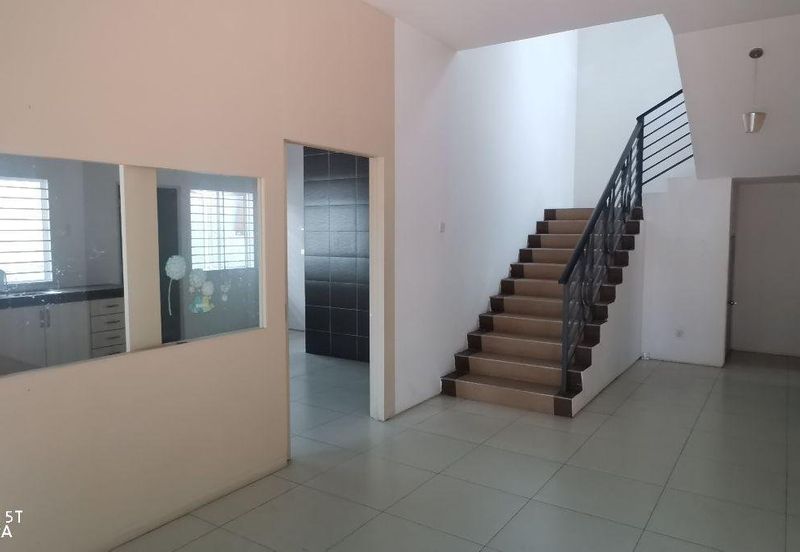 2 STORY LINK BUNGALOW FIR SALE @ BANDAR MERU RAYA IPOH