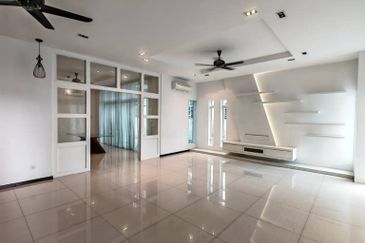 Jln SP 2/16 @ Bandar Saujana Putra