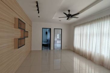 Jln SP 2/16 @ Bandar Saujana Putra