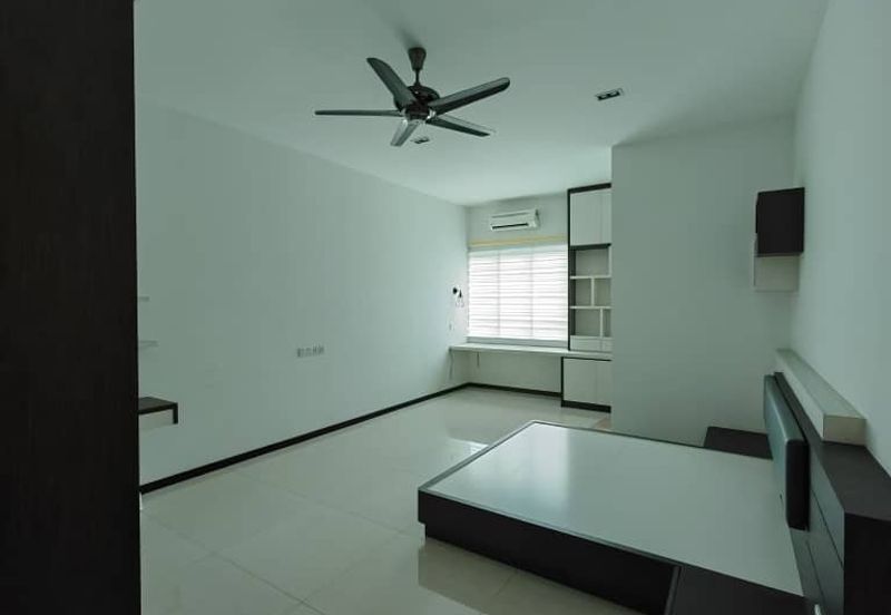 Jln SP 2/16 @ Bandar Saujana Putra