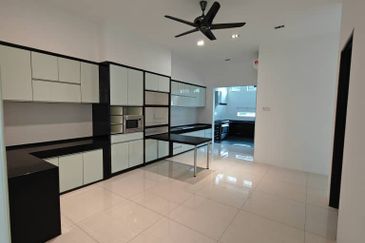 Jln SP 2/16 @ Bandar Saujana Putra