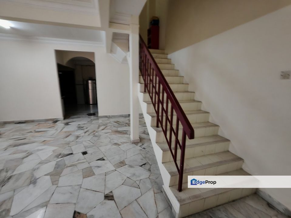 Desa Casuarina Endlot Nilai, Negeri Sembilan, Nilai