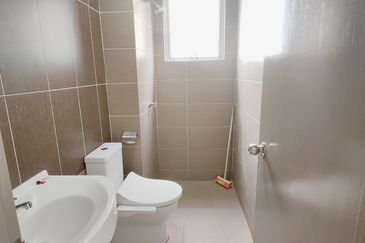 Platinum Splendor Residence