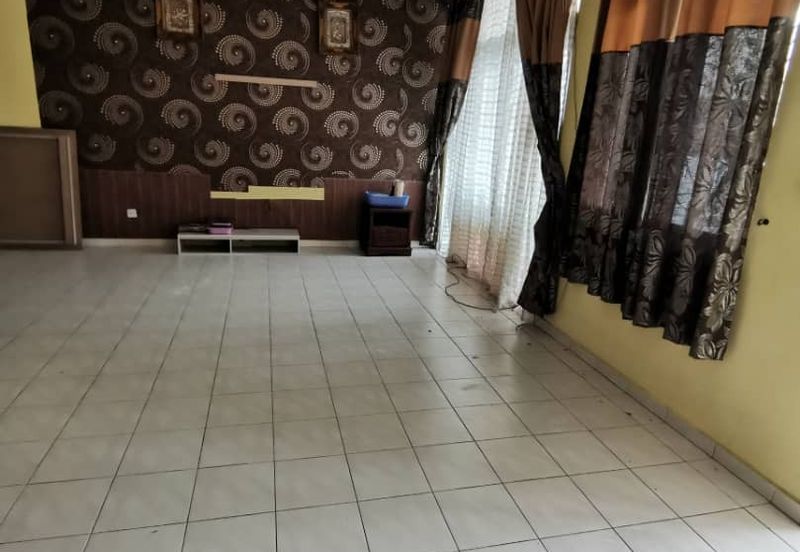 Taman Mawar, Bandar Baru Salak Tinggi