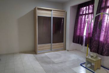 Taman Mawar, Bandar Baru Salak Tinggi