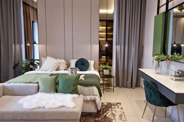 Freehold Gated Guarded Double storey 28 x 80 Bukit Gambir Muar Tangkak Johor