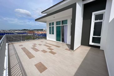 Freehold Gated Guarded Double Storey House at Cheng Paya Rumput Melaka