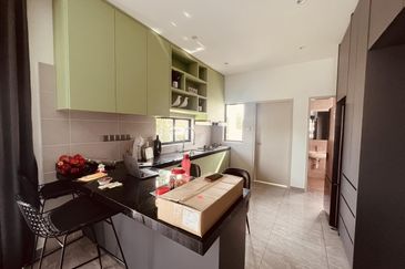 Freehold Single Storey Gated 22 x 70 sq.ft nr Jasin Tol Bemban Ayer Keroh Mydin