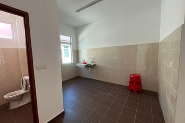 Freehold Kampung 8 Double Storey nr Gajah Berang Kampung 7 Melaka Town