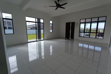 24 x 60 sq.ft Double Storey House Nr Bukit Katil Ayer Keroh Melaka