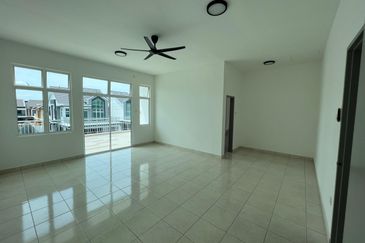 Cheng - Freehold Gated Guarded Double Storey House nr Cheng Bertam Tanjung Minyak Melaka