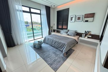 Ayer Keroh Gated Guarded 28 x 75 sq.ft Double Storey House nr Gapam Ayer Keroh Melaka 